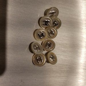 CHANEL Buttons (9)
